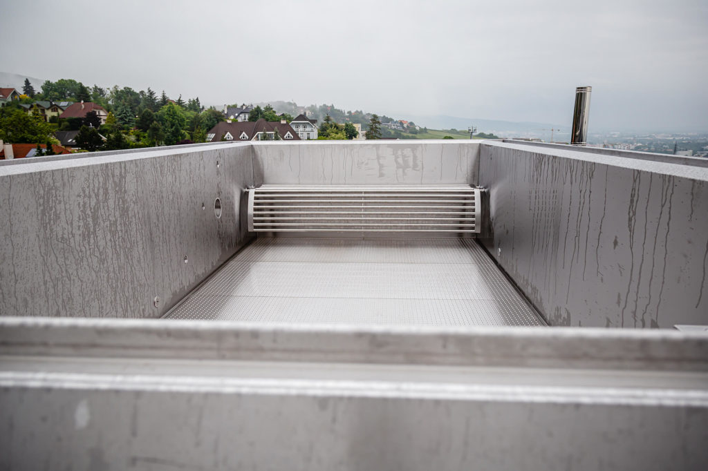 Nerezový bazén z duplexnej antikorovej ocele so sedadlom