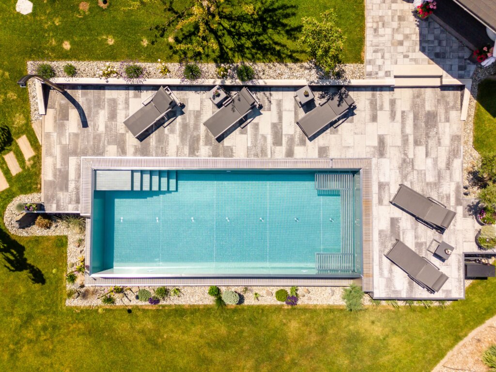 Vonkajší infinity bazén z nerezu